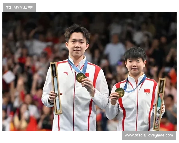 中朝韩选手领奖台自拍，乒乓外交温暖瞬间